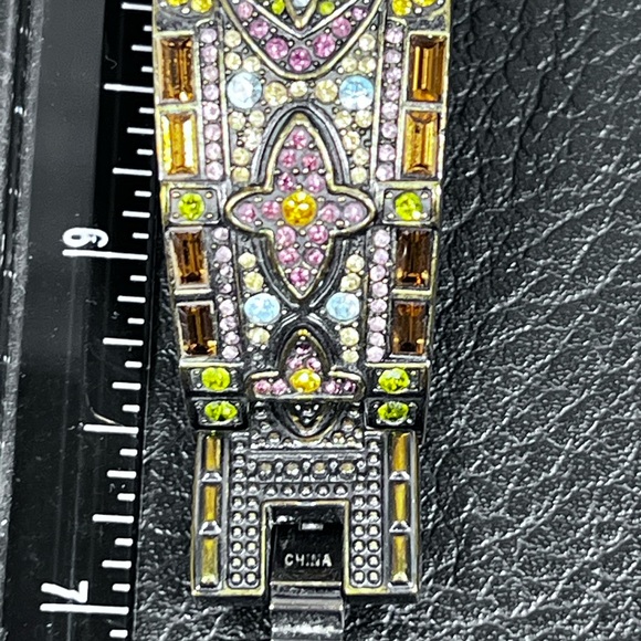 Heidi Daus Swarovski Crystals Vintage Bracelet Watch